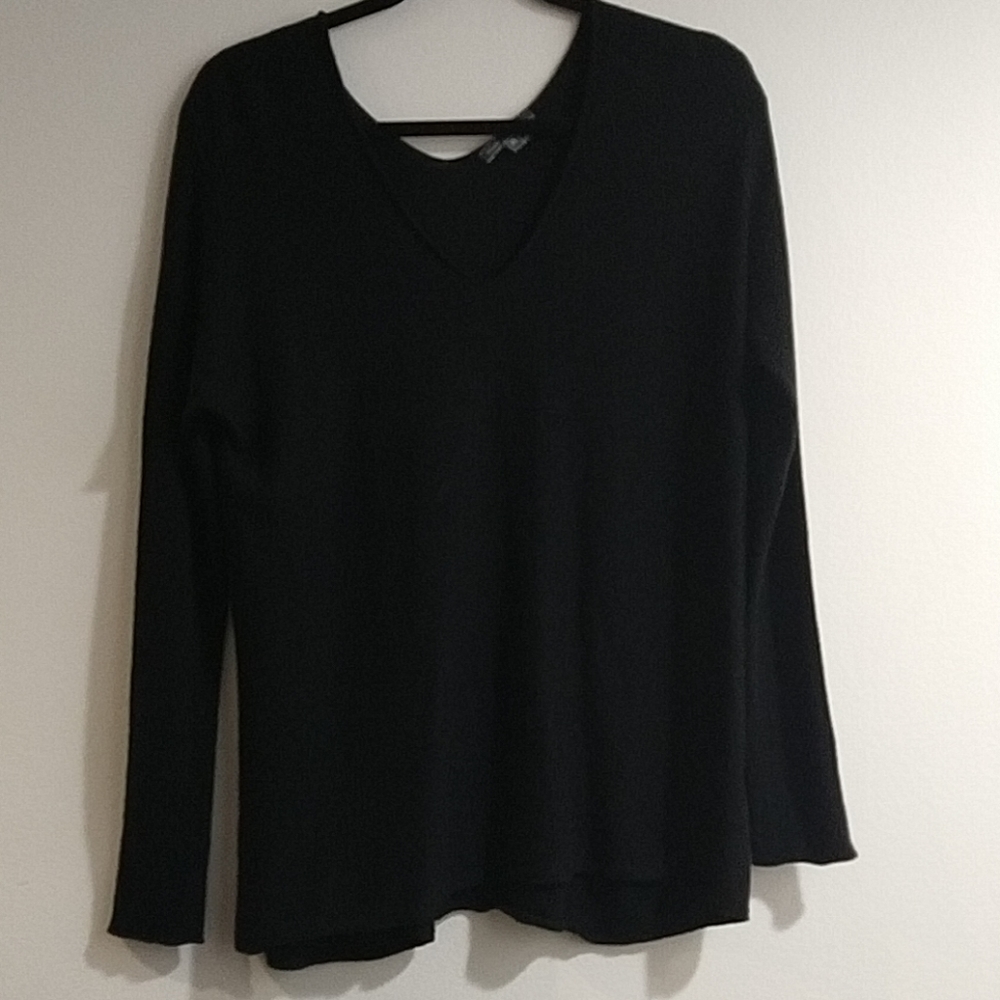 Vince Cashmere Wool V-neck Sweater